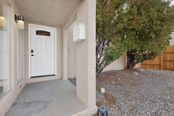 Property Photo:  436 General Chennault Street NE  NM 87123 