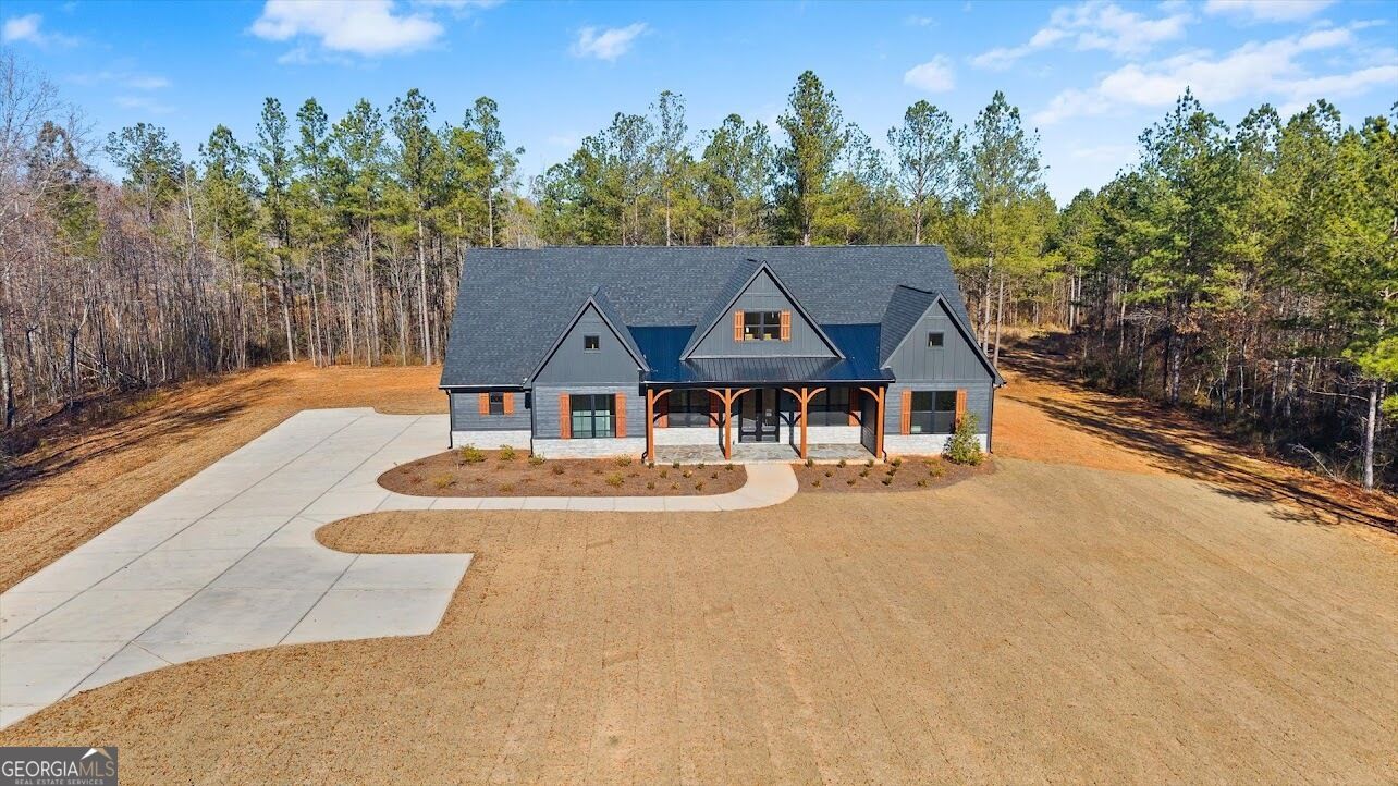 Property Photo: 1374 Morgan Road GA 30110