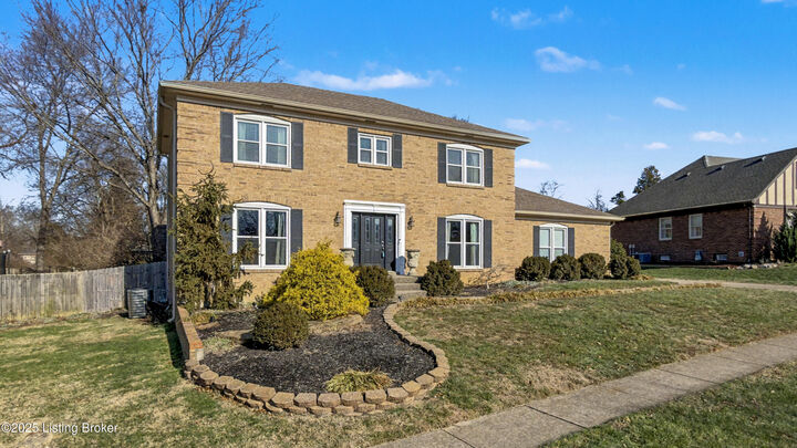 Property Photo:  308 Beckley Woods Dr  KY 40245 