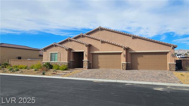 Property Photo:  6127 Rockville Creek Court  NV 89149 