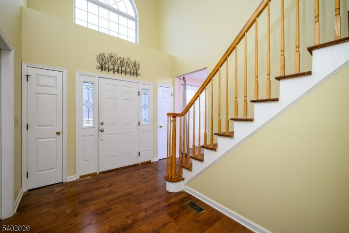 Property Photo: 5 Clover Hills Dr NJ 08873