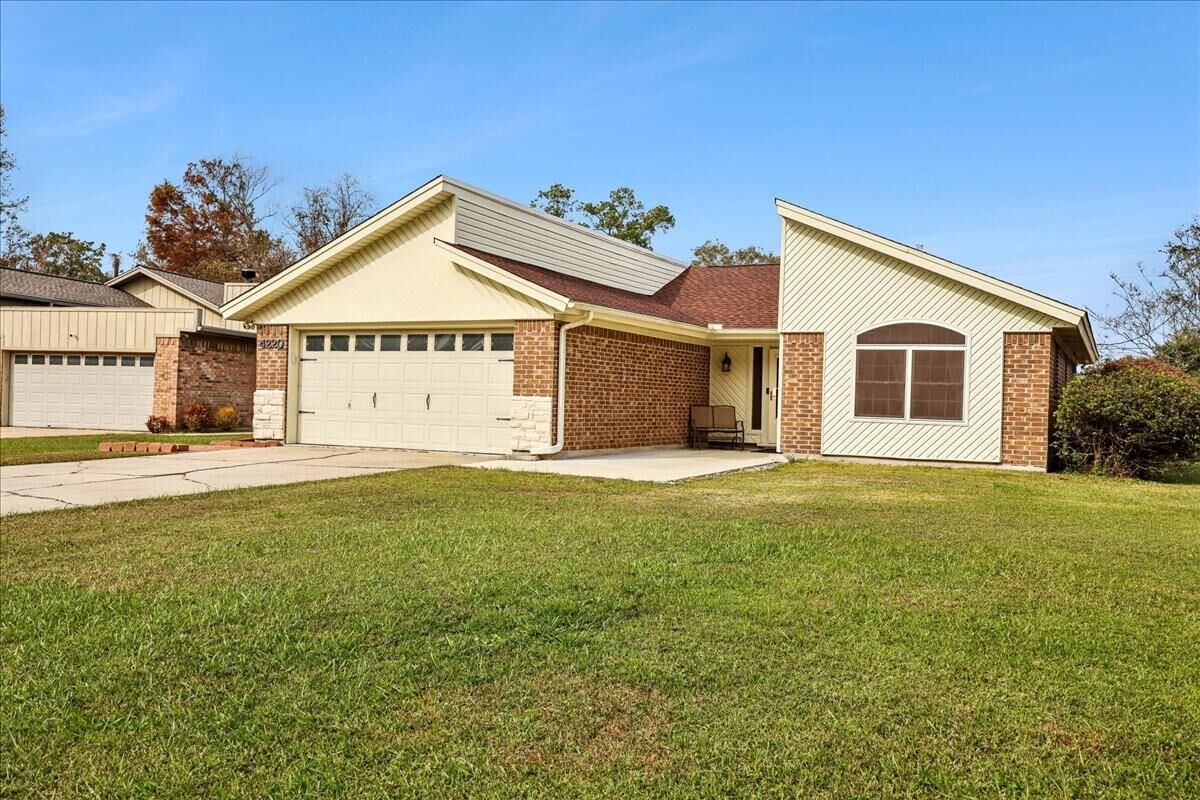 Property Photo:  4220 Briarhill Avenue  TX 77632 