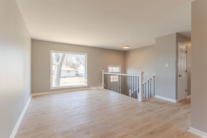 Property Photo:  5011 Manor Court  IN 47710 