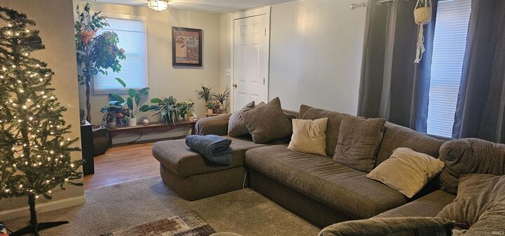 Property Photo: 219 E Taylor Street IN 47601