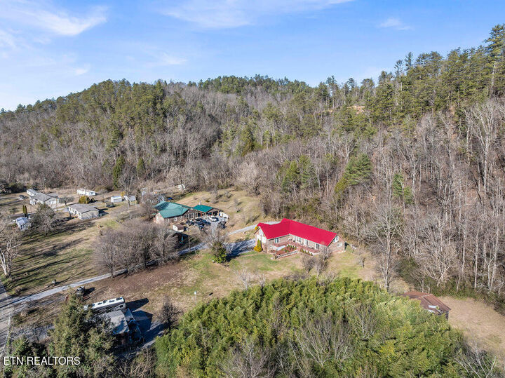 Property Photo: 726 Highway 107 TN 37727