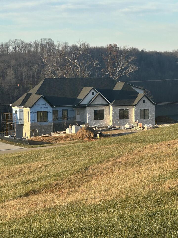 Property Photo: 1033 Lakemere Drive KY 42503