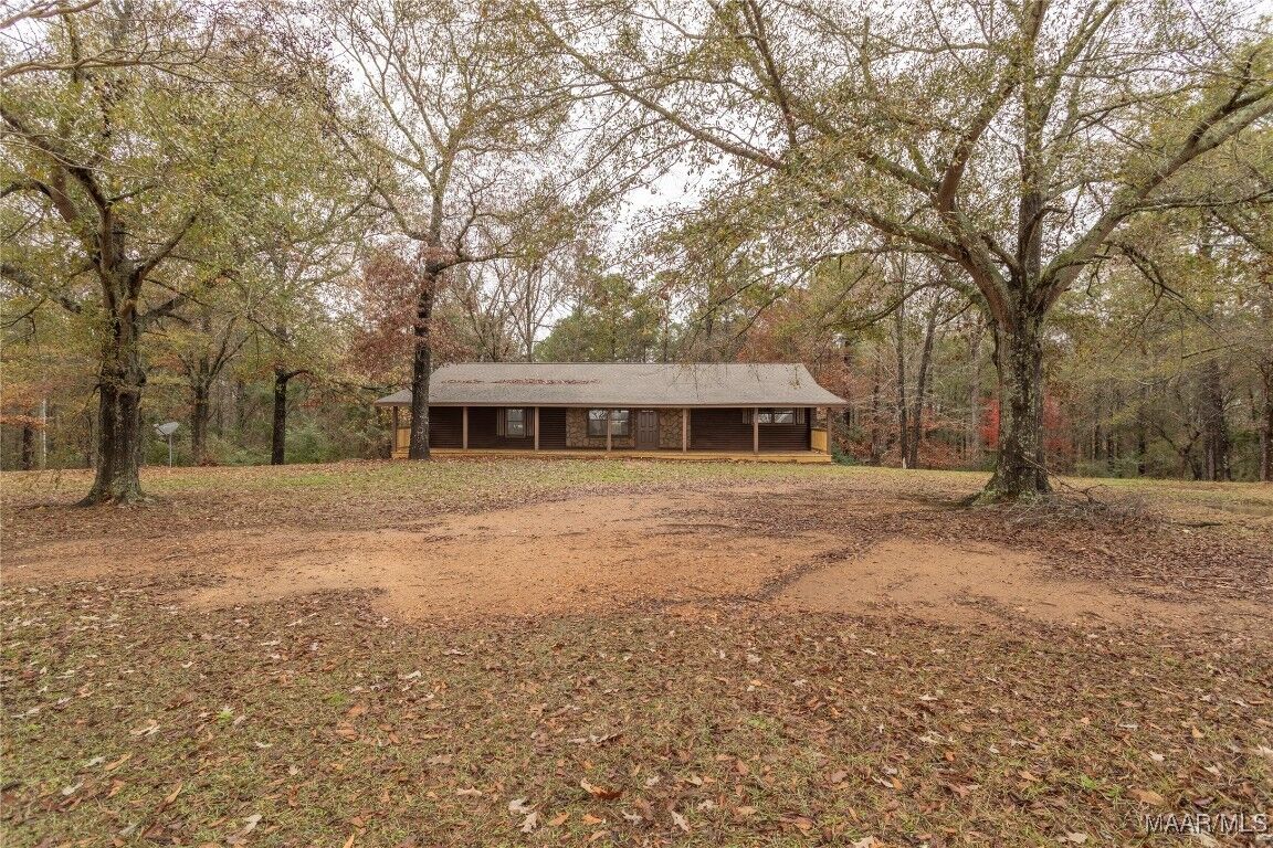 Property Photo:  94 499 County Road  AL 35046 