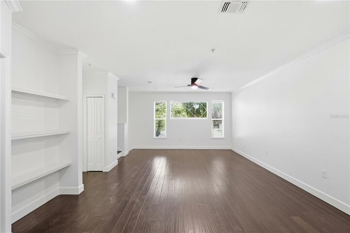 Property Photo: 2824 Shadow View Circle 2824 FL 32751