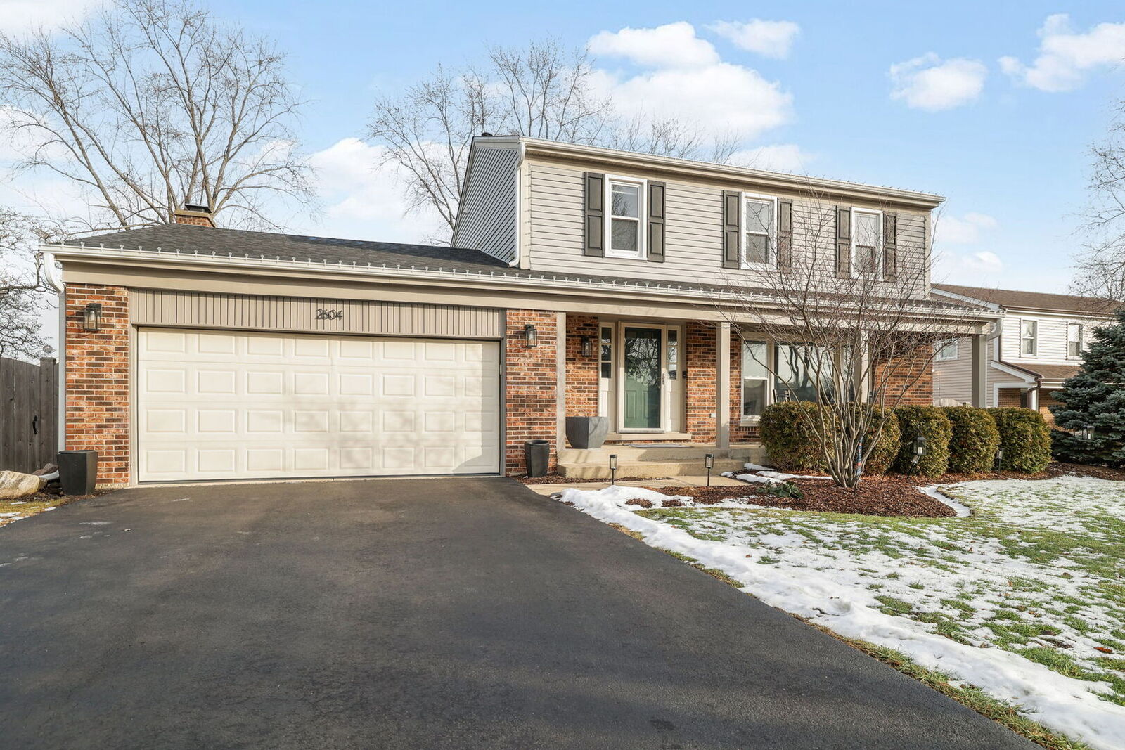 Property Photo: 2604 Pebblebrook Lane IL 60008