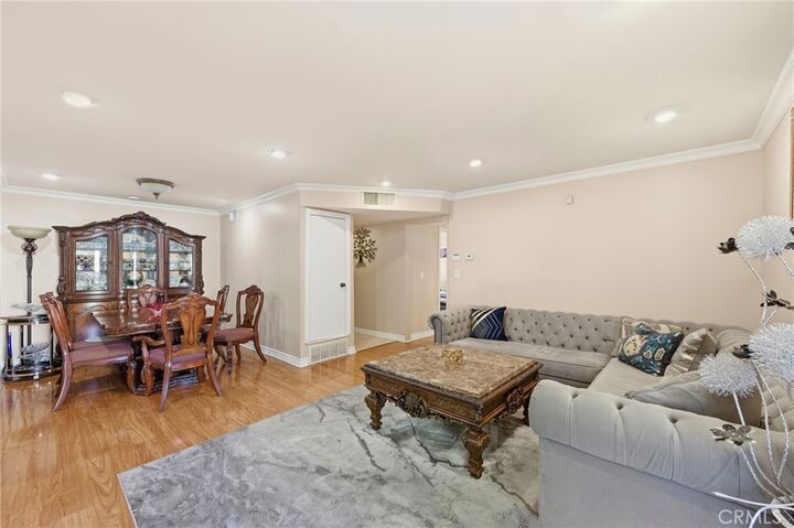 Property Photo: 15010 Victory Blvd 101 CA 91411