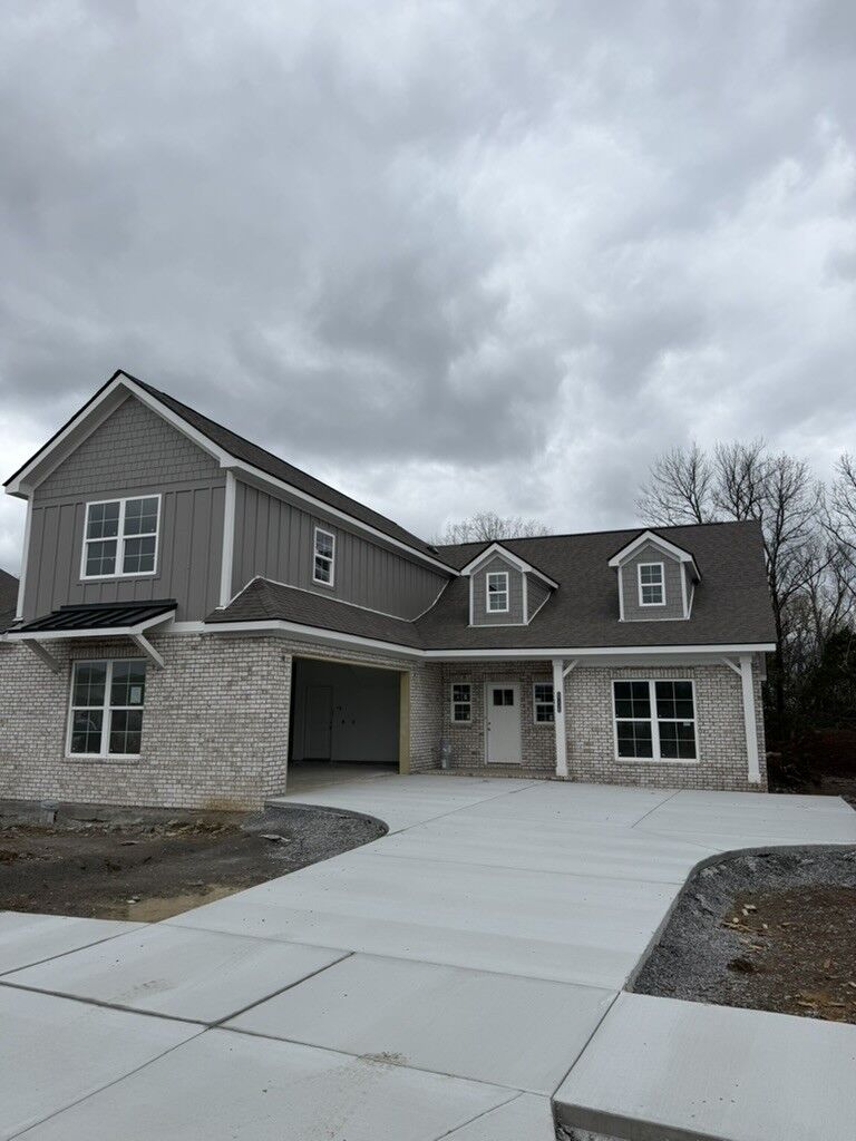 Property Photo: 6736 Bonnafair Drive TN 37076