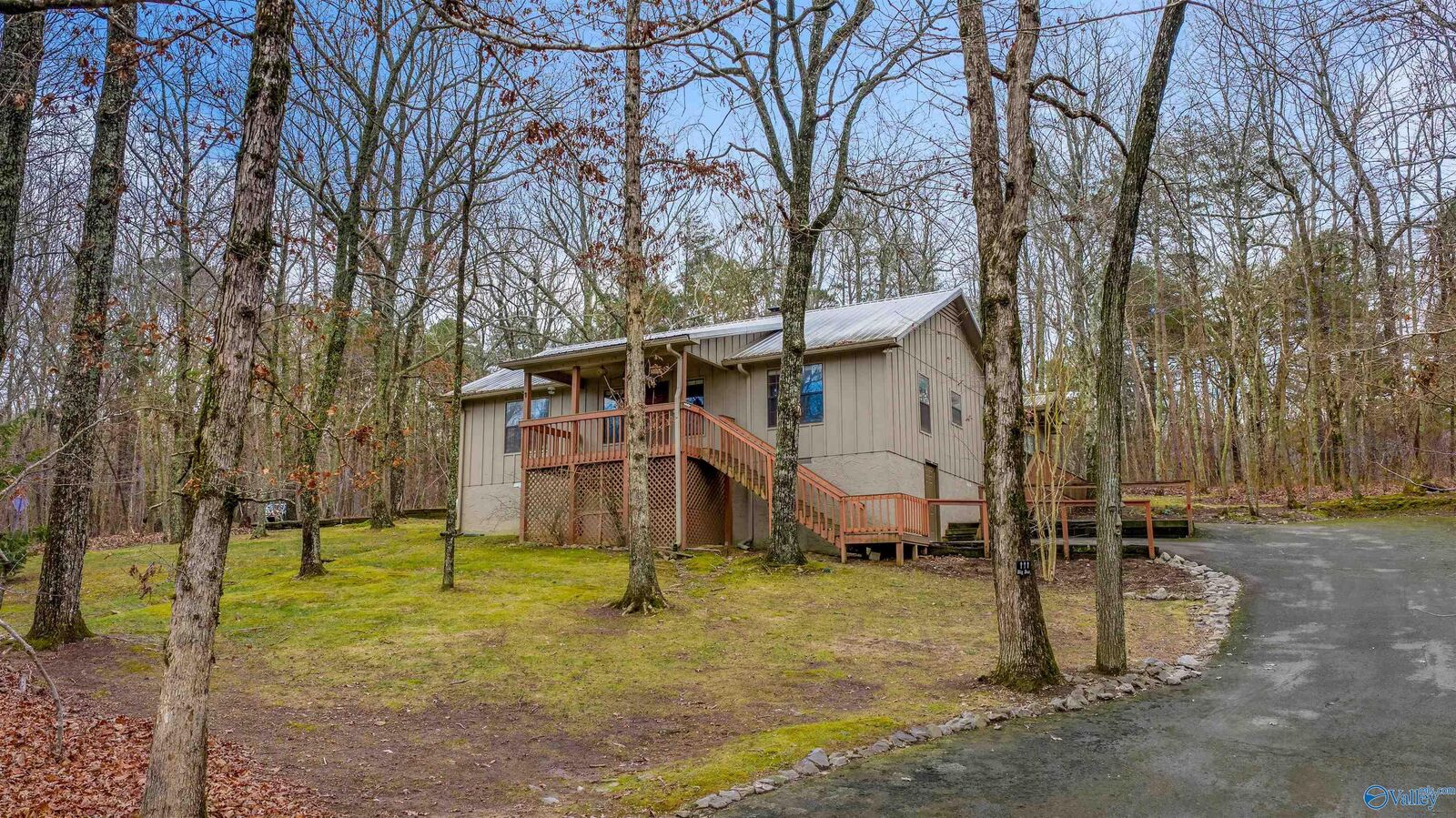 Property Photo:  73 County Road 66  AL 35967 