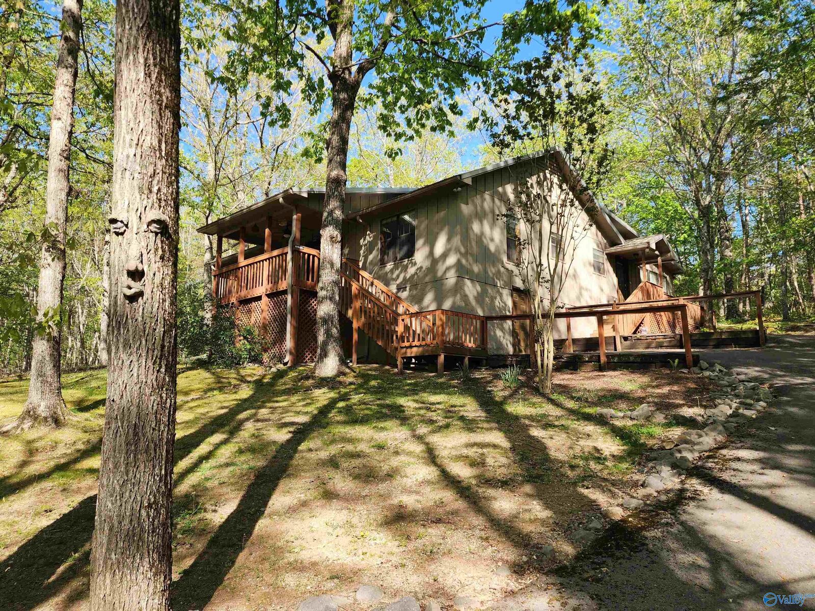 Property Photo: 73 County Road 66 AL 35967