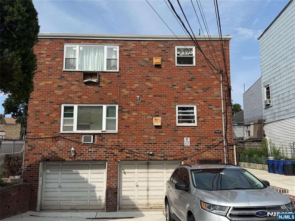 Property Photo:  226 Clinton Street 224  NJ 07522 