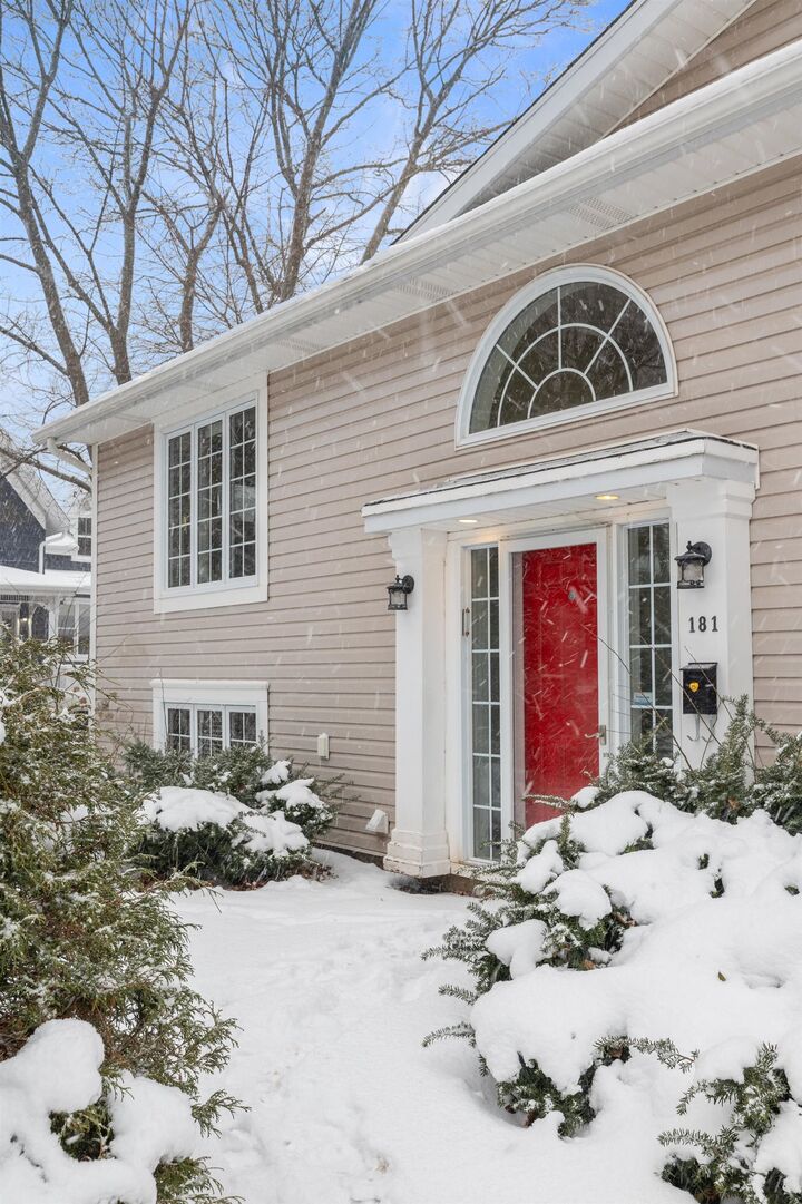 Property Photo:  181 Milton Avenue  PE C1N 1V1 