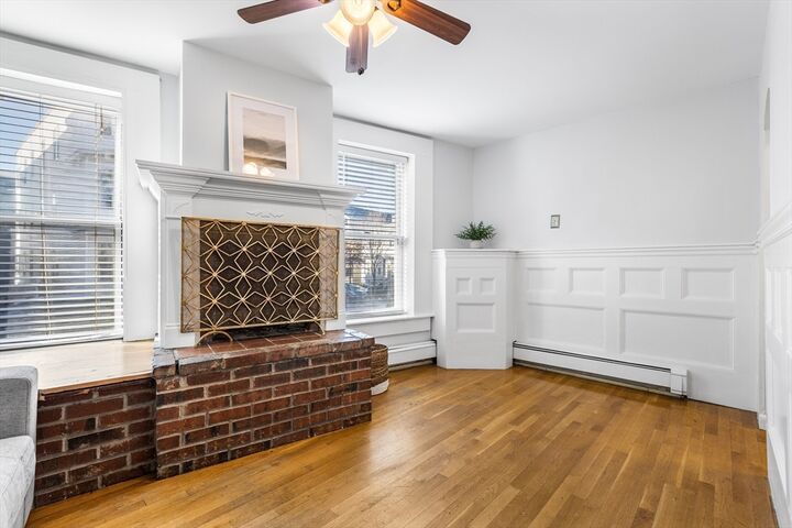 Property Photo:  86 Savin Hill Avenue 1  MA 02125 