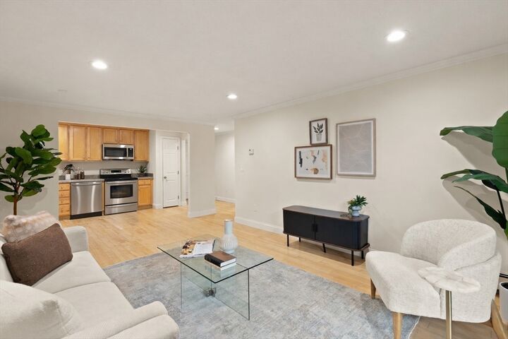 Property Photo:  70 Warren Ave 1-8  MA 02150 
