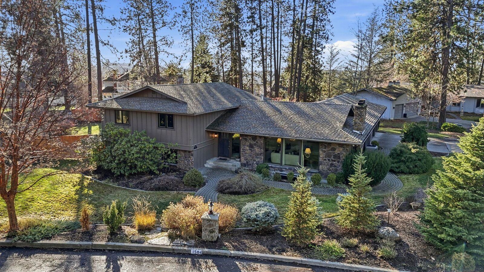 Property Photo: 1504 E 64th Ave WA 99223