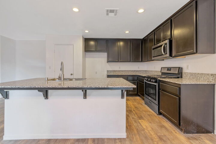 Property Photo:  1641 N Virmargo Street  CA 93292 