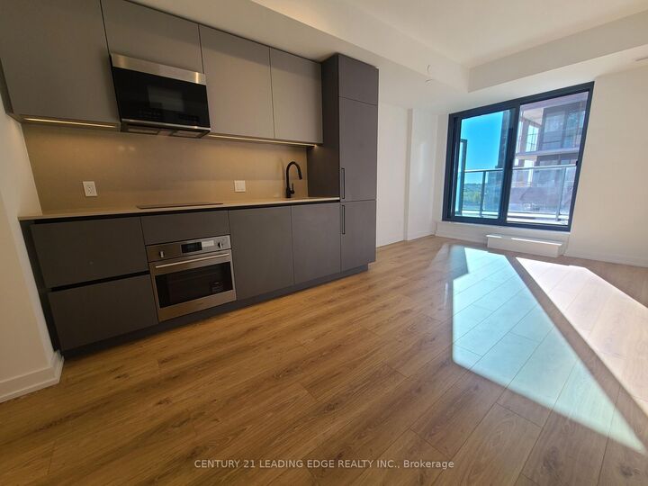 Property Photo: 35 Parliament Street 814 ON M5A 0Z5