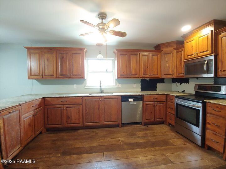 Property Photo:  111 Weeks Drive  LA 70592 