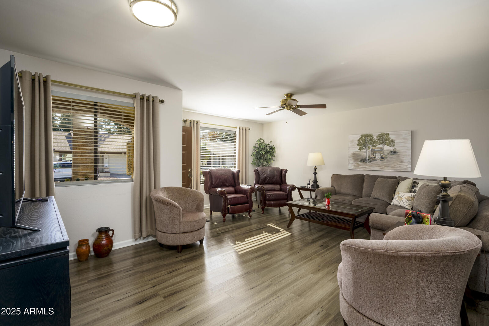 Property Photo:  2064 S Farnsworth Drive 60  AZ 85209 