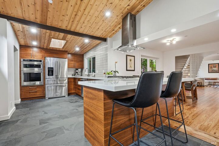 Property Photo:  221 D Street  CA 94901 