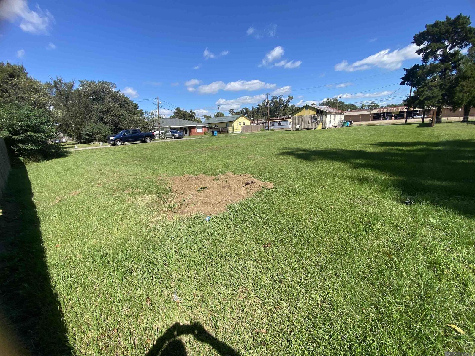 Property Photo:  607 Earl St  LA 70760 