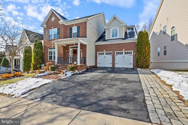 Property Photo:  23004 Sycamore Farm Drive  MD 20871 