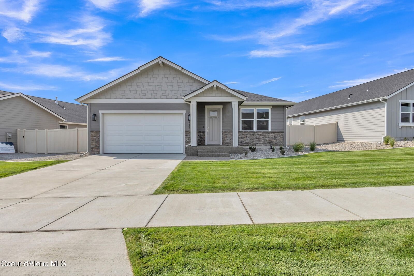 Property Photo:  6915 N Coeur Terre Blvd  ID 83815 