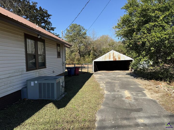 Property Photo:  3020 Millerfield Road  GA 31217 
