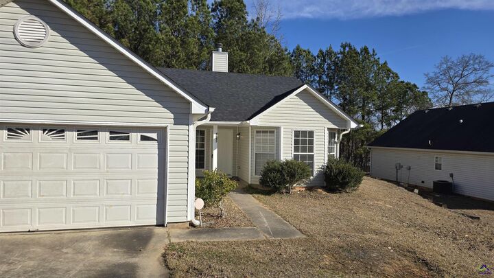 Property Photo:  4685 Pine Valley Drive  GA 31210 