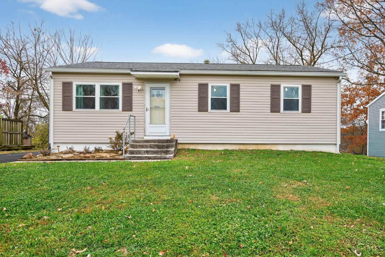 Property Photo:  464 Glenrose Lane  OH 45244 