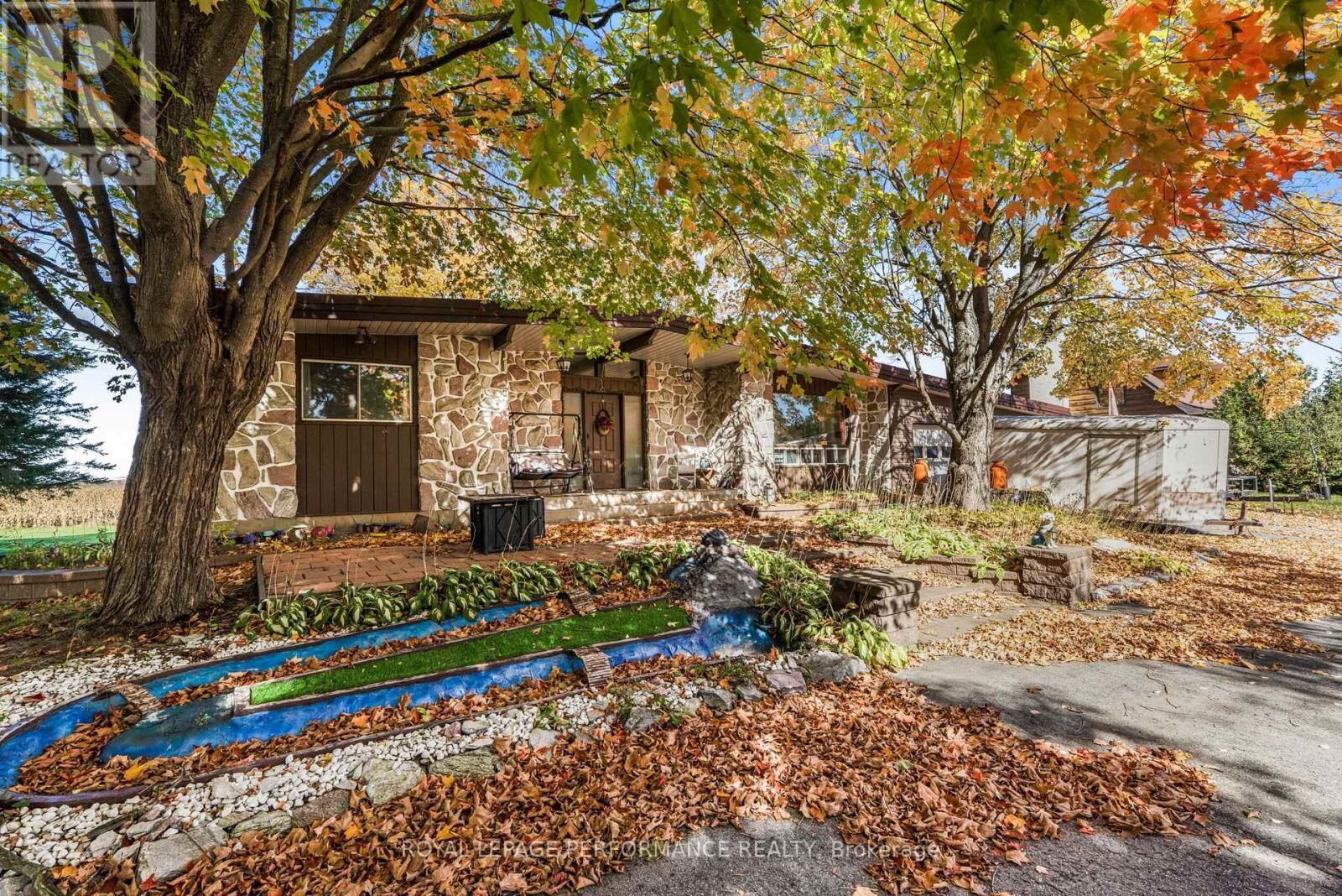 Property Photo:  4866 County Road 17 Road  ON K0B 1A0 