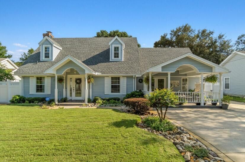 Property Photo:  14 Winfield Way  FL 32569 