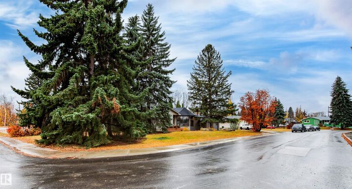 Property Photo:  14403 83 Avenue NW  AB T5R 3T7 