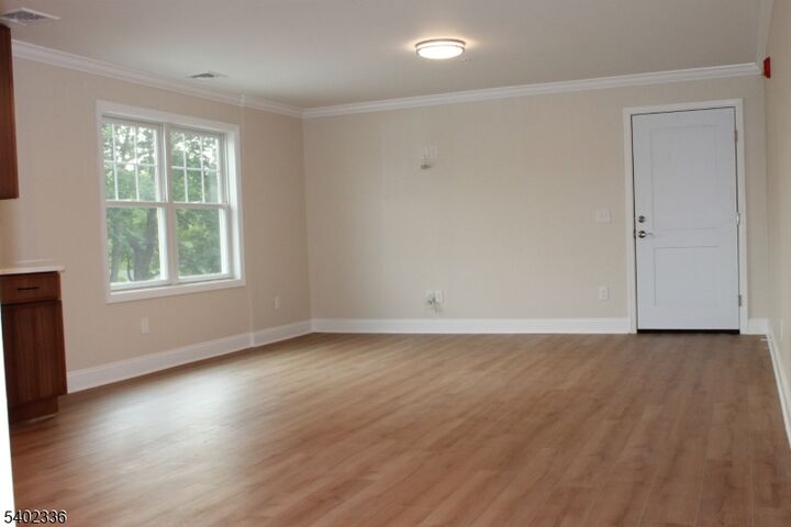 Property Photo:  14 Burnham Rd Unit B  NJ 07950 