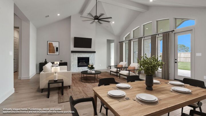 Property Photo:  5211 Deer Valley Court  TX 77578 
