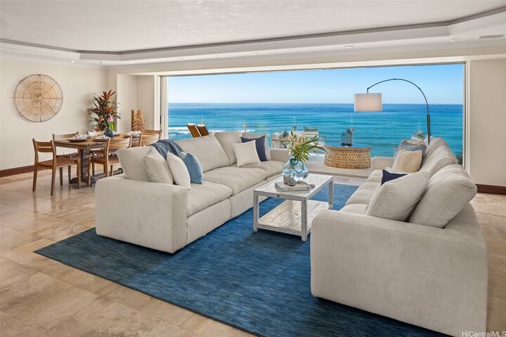 Property Photo:  3019 Kalakaua Avenue 6  HI 96815 