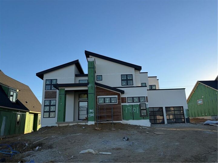 Property Photo:  17101 Earnshaw Street  KS 66221 