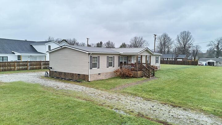 Property Photo: 374 Sunnybrook Drive WV 25526