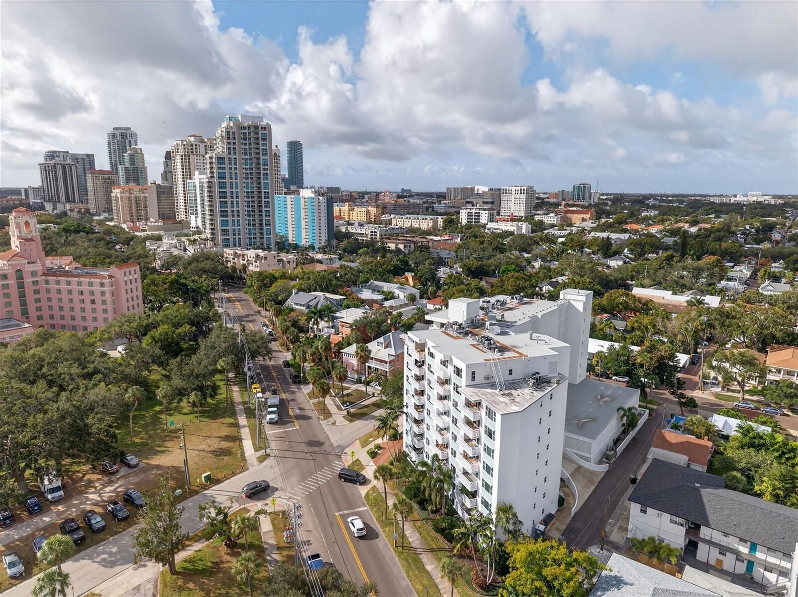 Property Photo:  700 Beach Drive NE 406  FL 33701 