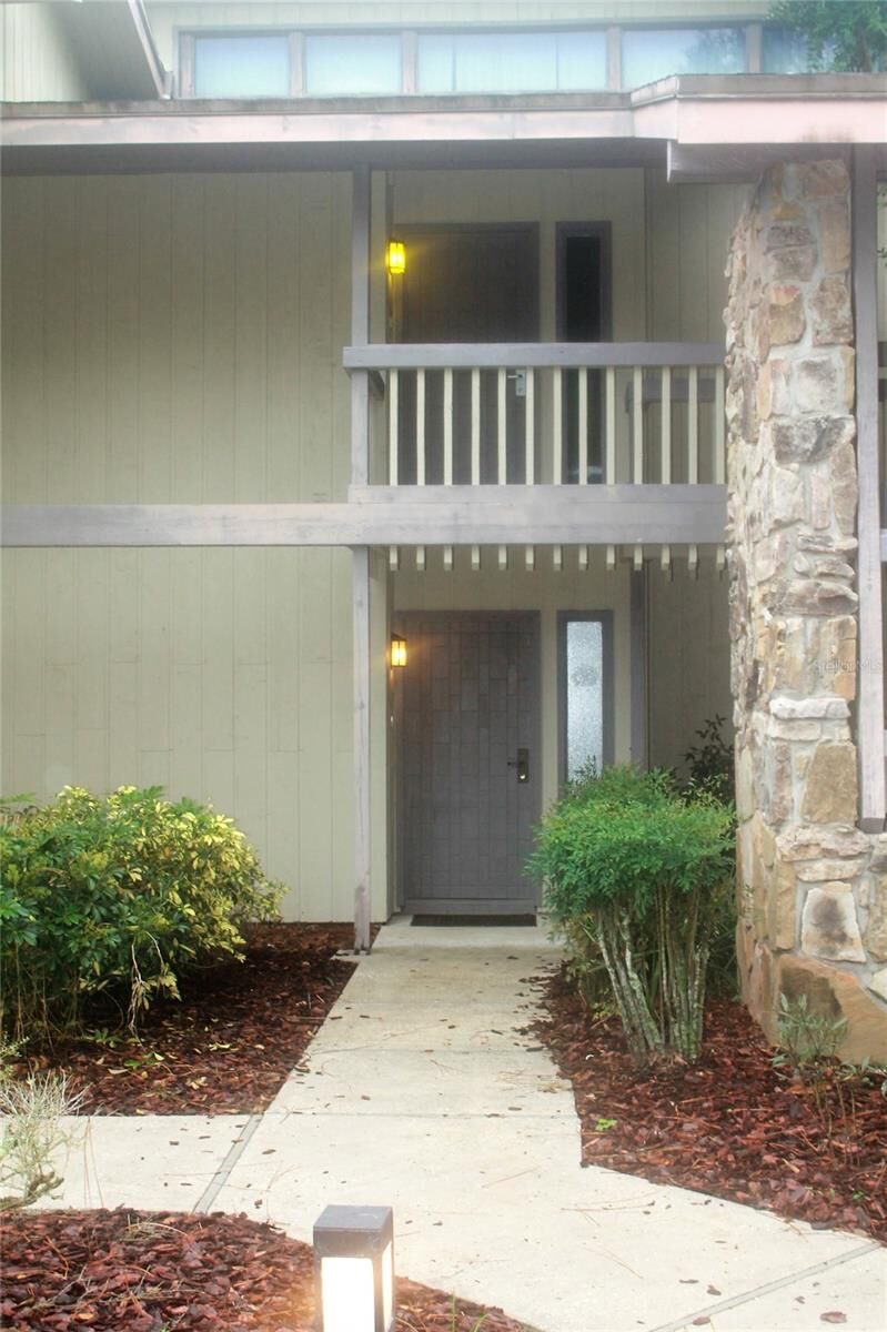 Property Photo:  5023 Sherwood Lane 3933/4  FL 33844 