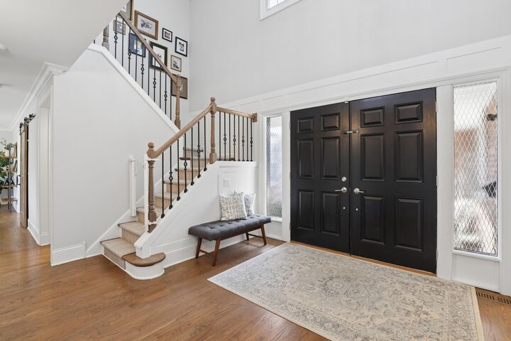 Property Photo:  1285 Warwick Court  IL 60015 