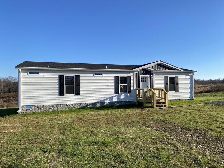 Property Photo:  1646 Gamaliel Rd  TN 37150 