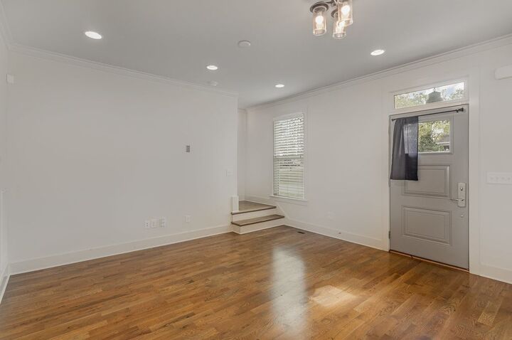 Property Photo: 5802 Maxon Ave TN 37209