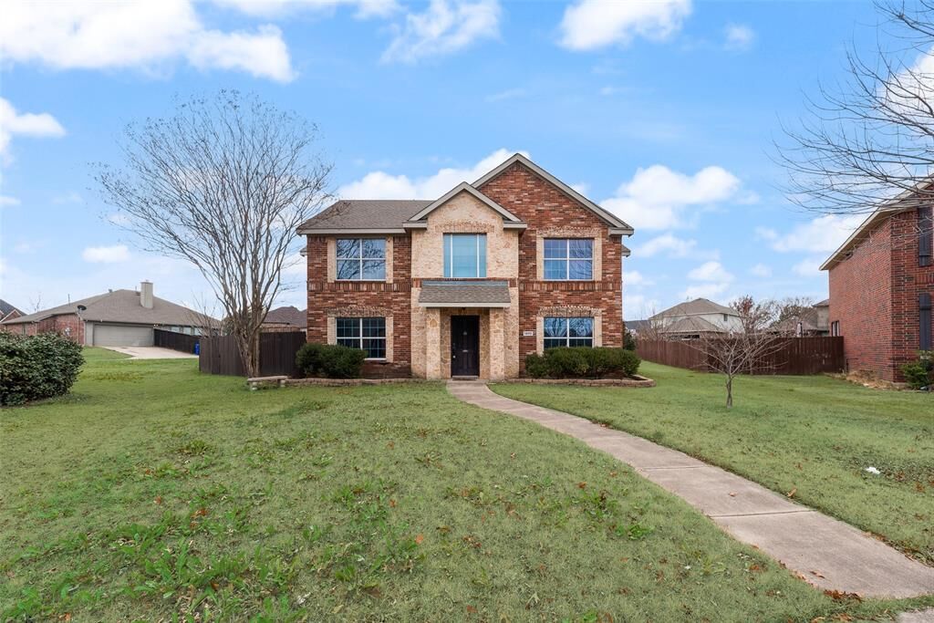 Property Photo:  1405 Eagle Point  TX 75189 