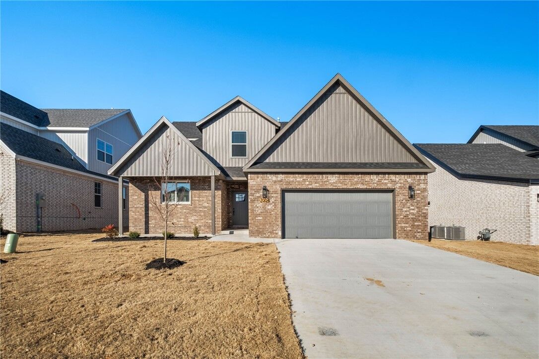 Property Photo:  7004 High Meadow Boulevard  AR 72713 