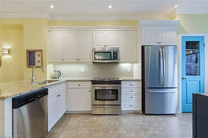 Property Photo:  337 Beach Boulevard 46  ON L8H 6W4 