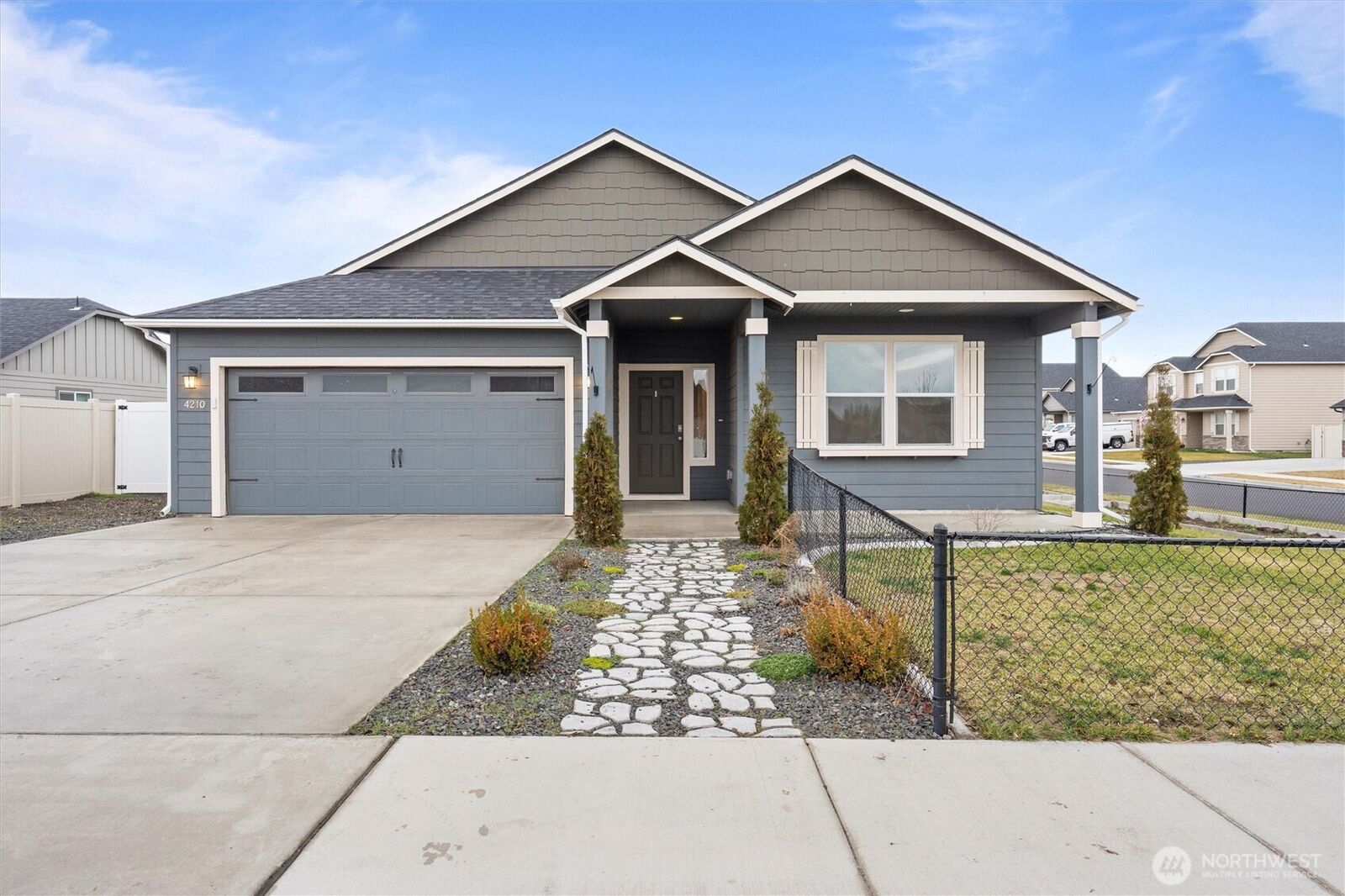 Property Photo: 4210 Cove West WA 98837
